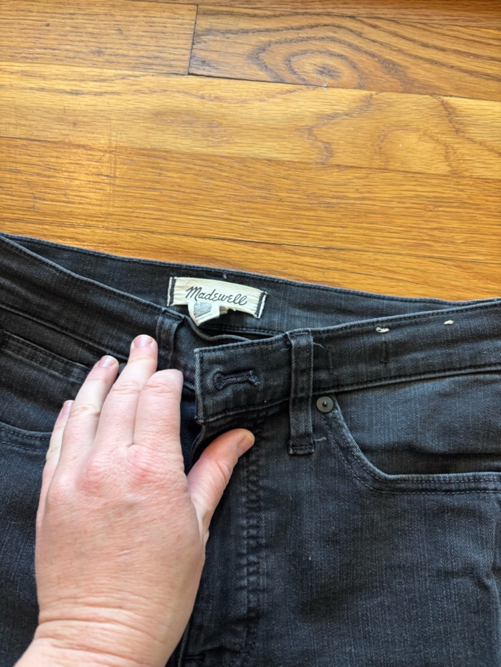 Madewell Women's Skinny Jeans in Black Wash